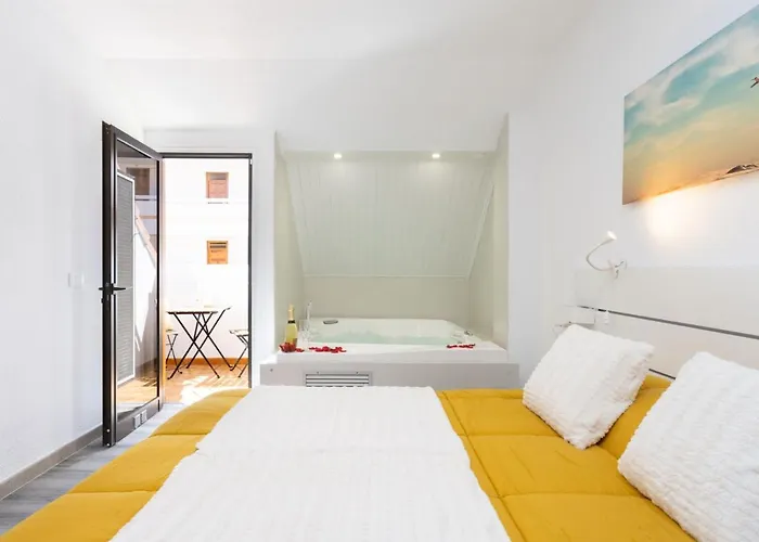 דירה Deluxe Altemar By Interhome